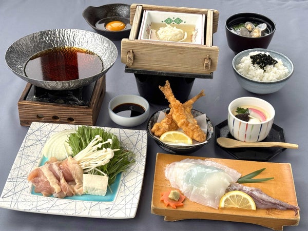 【A:小倉・黒崎・引野発】 3種のフルーツ食べ放題と絶景!青海島遊覧&東行庵初夏の花めぐり 日帰り1